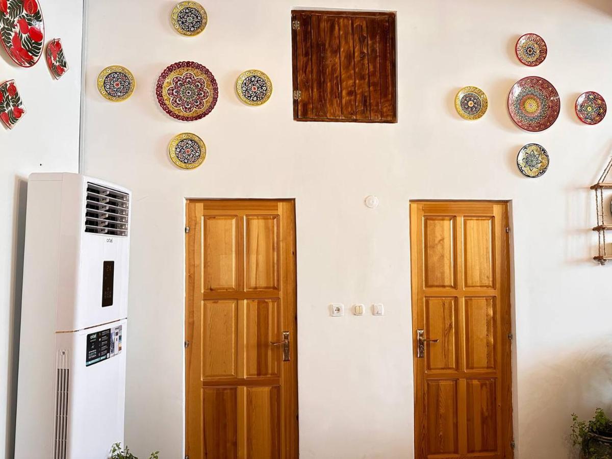 Sarrafon Guest House Bukhara Exterior photo